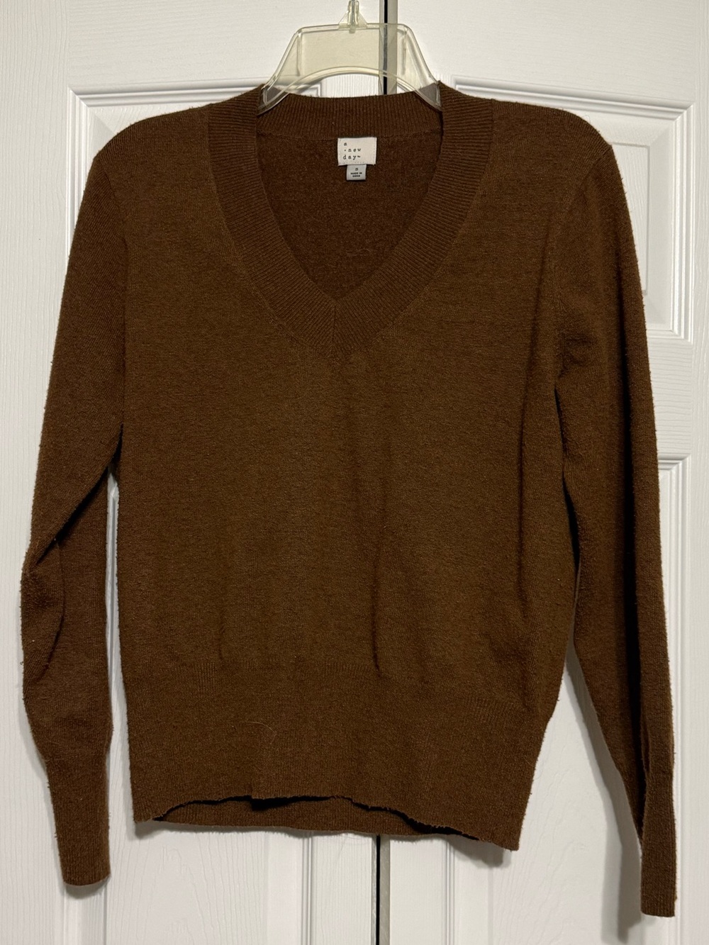 a new day Women's V-Neck Sweater in Brown